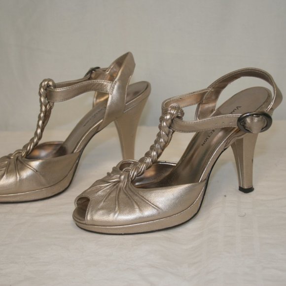 Metallic Tone T-Strap Shoes - Picture 3 of 10